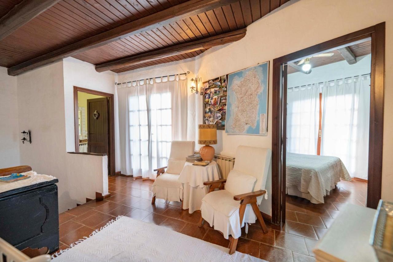 Sa Domu Sarda Suites - Bed & Breakfast Porto Columbu - Perd'E Sali Dış mekan fotoğraf