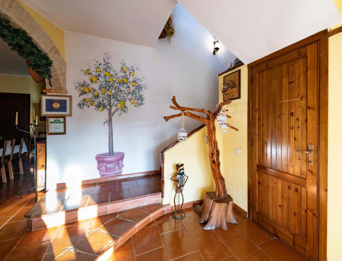 Sa Domu Sarda Suites - Bed & Breakfast Porto Columbu - Perd'E Sali Dış mekan fotoğraf